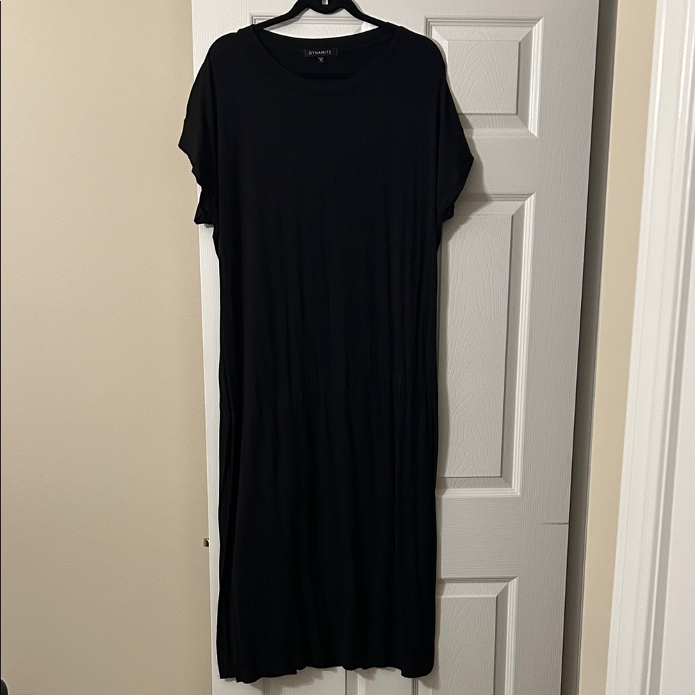 Dynamite Classic Black Midi Dress